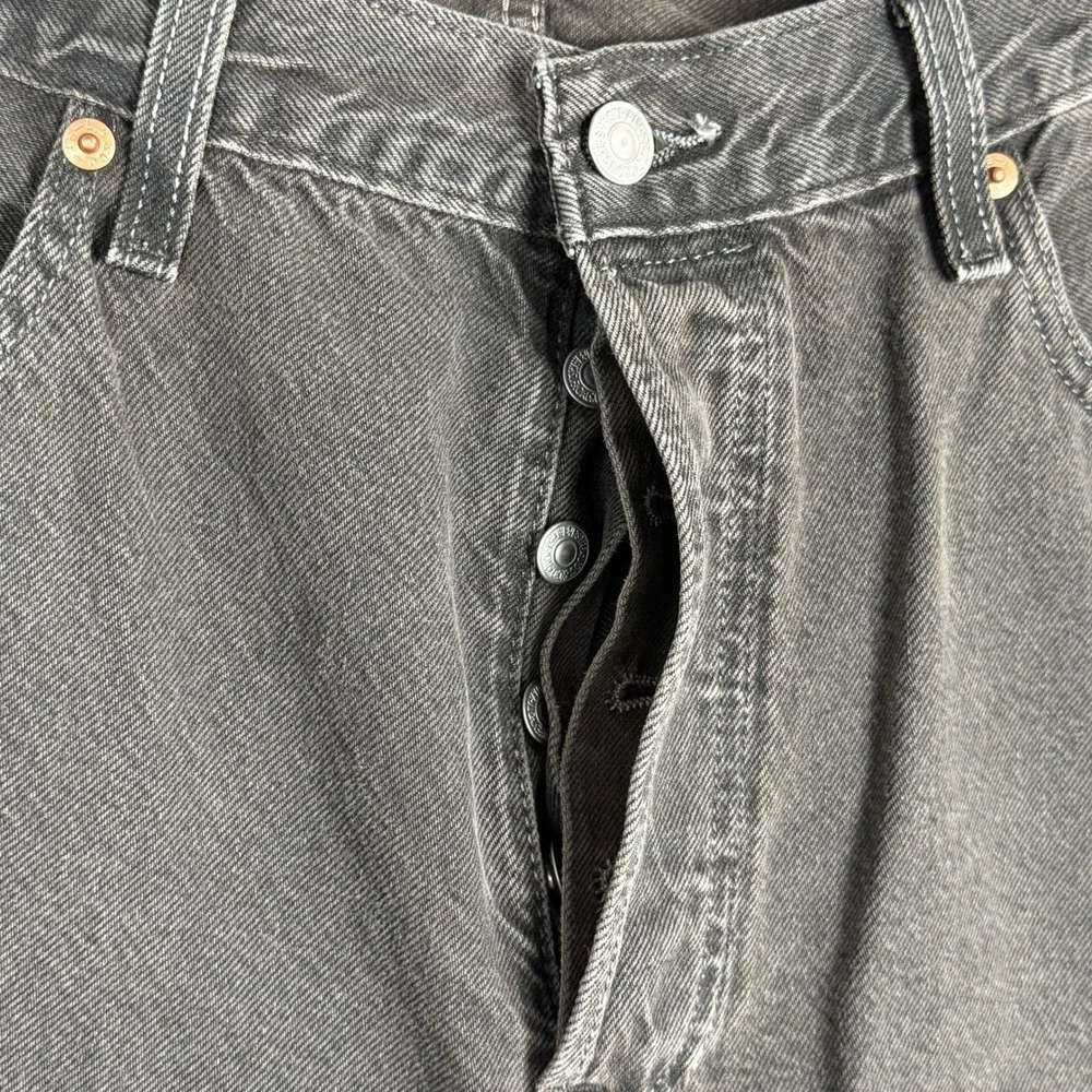 Levi's 501 Original Fit Jeans Mens 36x32 Gray Button Fly Straight Leg Denim